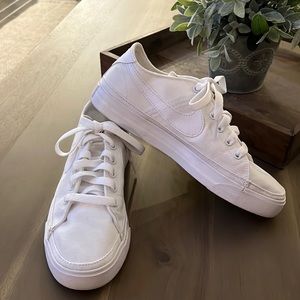 Nike white tennis shoes